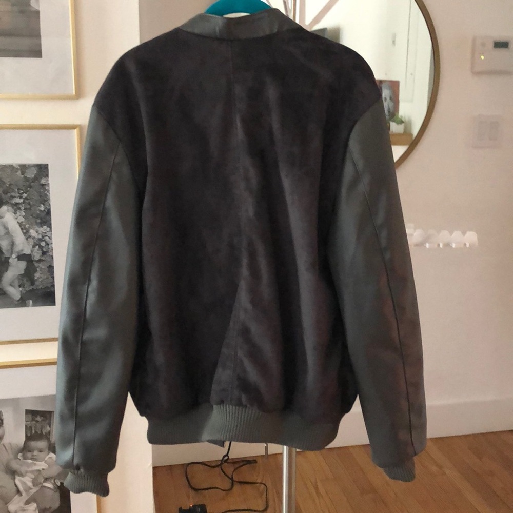 Jacket - Picture 5 of 5